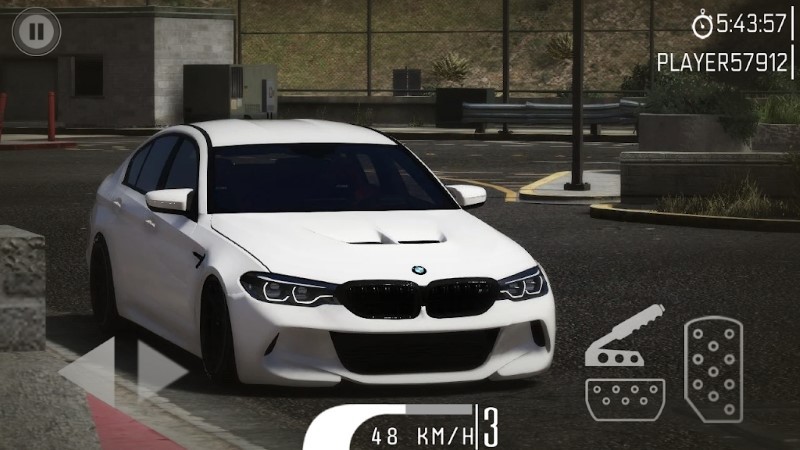 宝马m5极限驾驶游戏