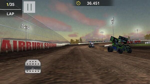 沙尘追踪汽车冲刺游戏