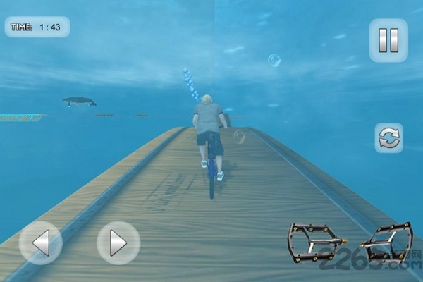 海底特技自行车游戏